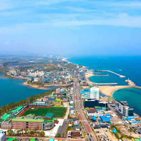 Sokcho I-Park Suite Hotel & Residence Отели в г. Сокчхо