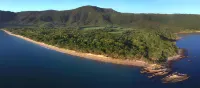 Thala Beach Nature Reserve Hotels in Oak Beach