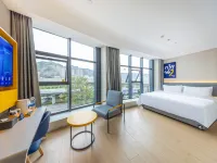 7Days Inn Youpin Premium Hotel (Lanzhou Zhongliu Hospital) Hotels near Statue of Mother Yellow River