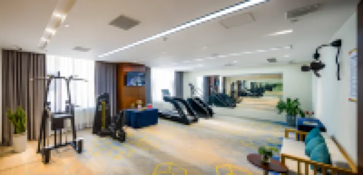 紅葉ホテル（南寧華僑城大帽天街）