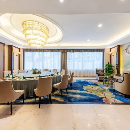 Senberstan Tianyi Hotel