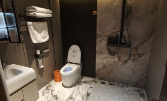 Neixiang Nuan+ Smart Cinema Hotel (Dingrong Huafu)