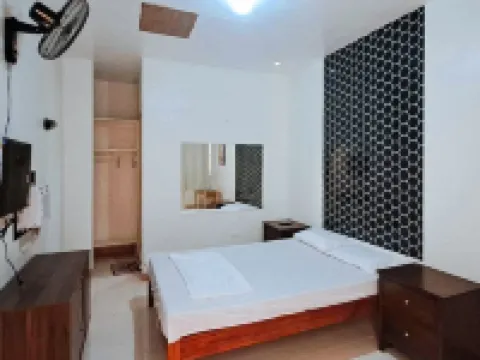 RedDoorz @ JL Lodging House and Cafe Irosin Hotels in Irosin