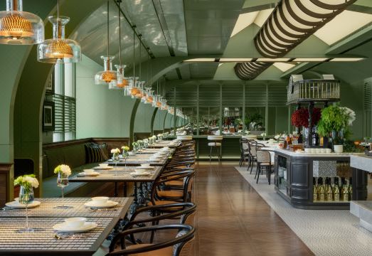 잉디쉰 호텔 내부 인테리어