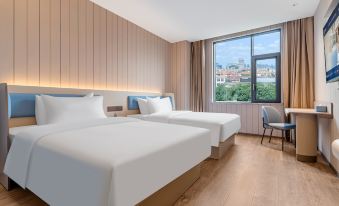 HanTing Hotel (Xichang Qionghai 17du Huoba Square)