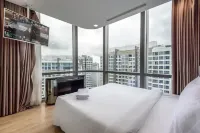 Landmark 81 & Vinhomes Lexington Hotels in Hang Xanh