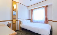 Toyoko Inn Saitama Toda-koen-eki Nishi-guchi Hotels in Warabi