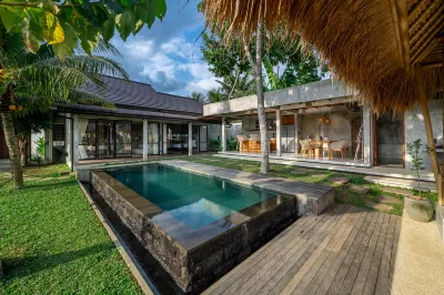 Sola Villa Ubud Hotel dekat GRAHA SARI ABIANBASE