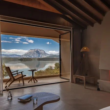 Lugu Lake Manchen Holiday Homestay