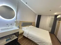 Lihua Town Business Hotel (Beijing Daxing Branch)