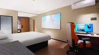 Jingfang E-Sports Hotel (University of Ningbo Subway Station)
