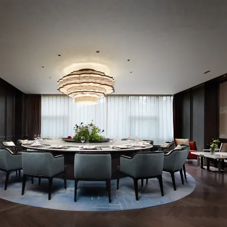 Qidong Hotel