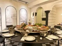 Xinks Club Hotels in Шанхай