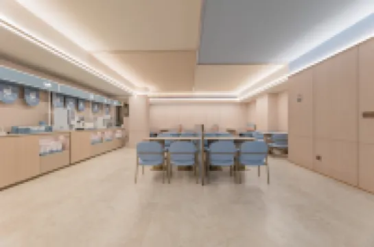 โรงแรม HanTing (ฮัวเมา 1958 อันชิง)