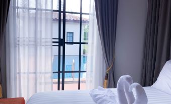 My Ozone KhaoYai by Ozone Hill