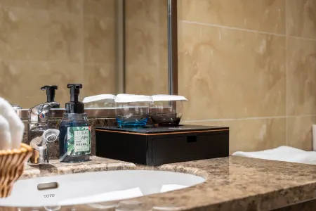 Dongyue hotel Отели рядом с достопримечательностью «Huaxiang Alley»