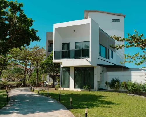 Okra Villa Hotels near Kenting Beach