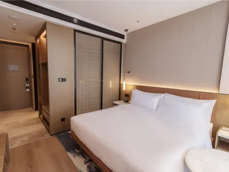 Four Points by Sheraton Dunhuang