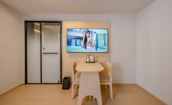 Hi Inn Hotel (Guiyang Qingzhen Zhonghuan Guoji)