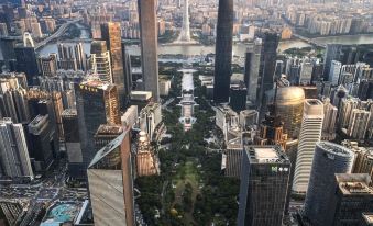 Heyue S360° Urban Starry Mansion (Guangzhou Zhujiang New Town CBD TaiKoo Hui)