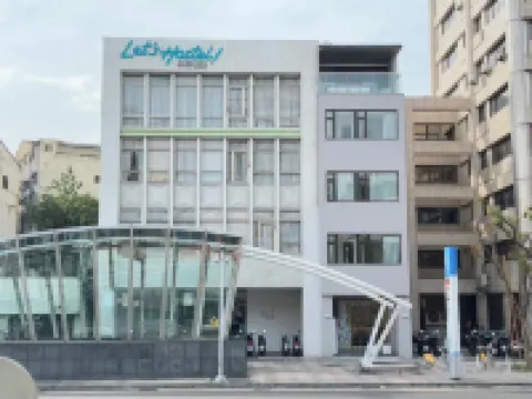 Let's Hostel Hotel di 