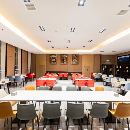 GreenTree Eastern Hotel (Karamay Dushanzi District Chengtou Dasha)