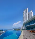 โรงแรมรีสอร์ทเหว่ยซี หุยตง - สระว่ายน้ำบนดาดฟ้า