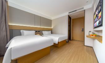 Jiande Hotel(JianDe XinAnJiang Plaza Municipal Government Store)