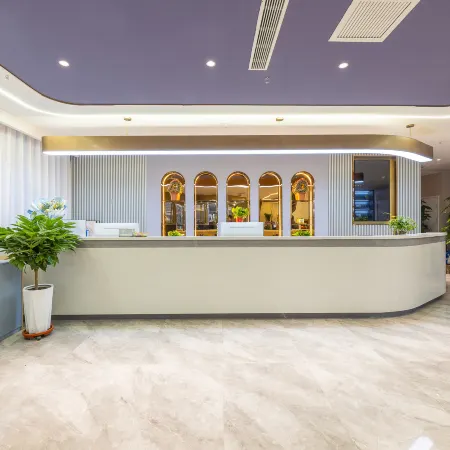 Lan Ou Shangpin Hotel (Lanzhou High-speed Rail West Station)