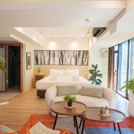 ZAYN Phrom Phong Hotel - Near Skytrain Phrom Phong Station Отели рядом с достопримечательностью «Торговый центр EmQuartier»