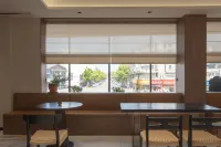 Floral Hotel·Find peace Hotel(Jingdezhen Sanbao Road Store)