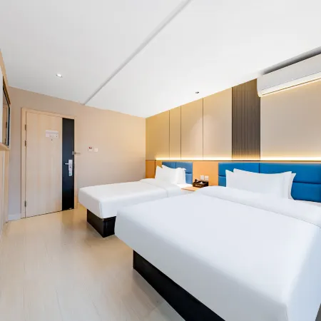 Homeinn Ease Hotel (Ulanqab Jining Yizhong Yushuwan Campus)