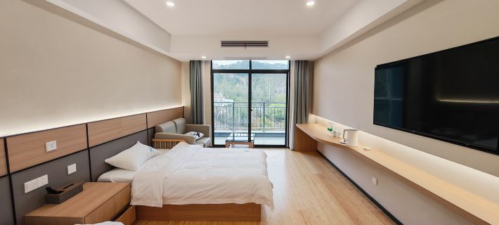 Anhui Tianzhu Mountain Study Camping Hotel (Tianzhu Mountain Museum) Hotels in Qianshan