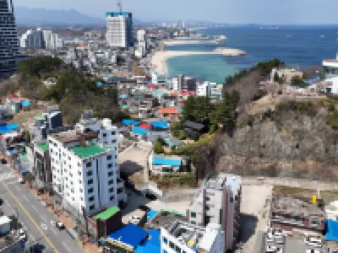 Sokcho Ritz Hotel Hotels near Dongmyeong Port
