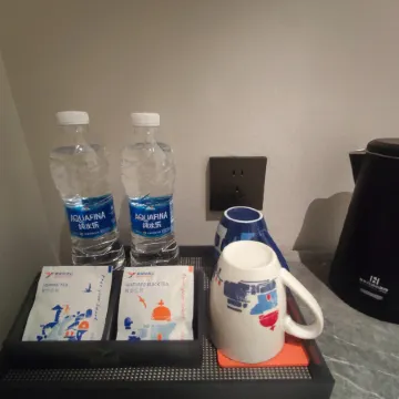 Yeste Hotel (Hechi Du'an Highway Intersection Bus Station)