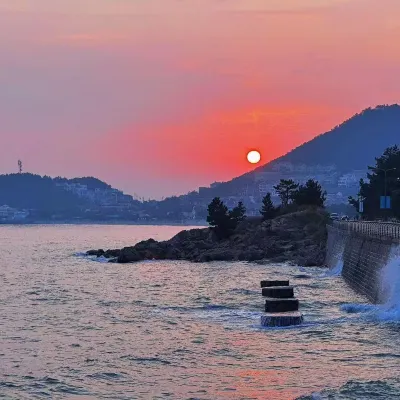 棲海一宿·伴山觀海輕奢度假美宿（青島嶗山風景區流清河沙灘店） 崂山附近的飯店