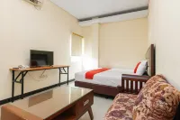 紅門PLUS酒店-雅加達加蘭佩穆達