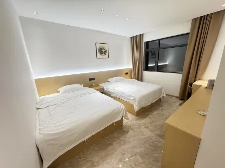 Yunshansu Homestay (Yunfeng Tunbao Scenic Area) Отели рядом с достопримечательностью «Anshun Jiuzhou Old Town»