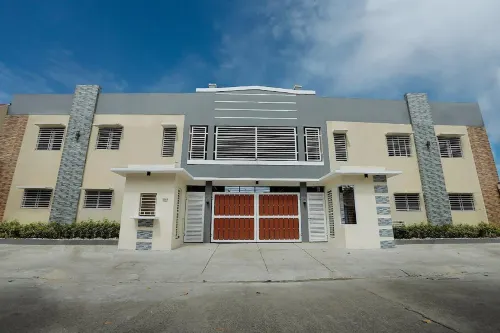 LJENJ Apartelle Near Clark Airport Hotels in Magalang