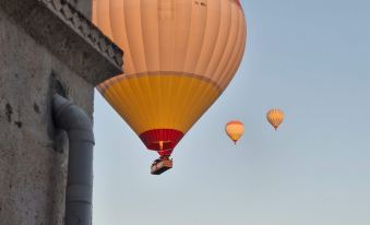 Nature Park Cave Hotel