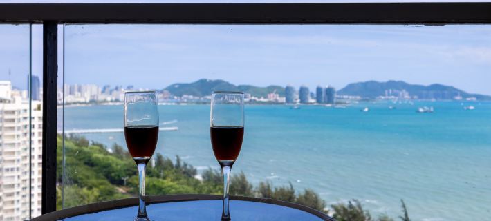 Bage Holiday Inn (Family Hotel) โรงแรมในซานย่า