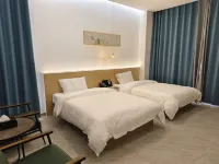 Hetang Yue Se Homestay (Wengyuan Huxinba) - Mountain view