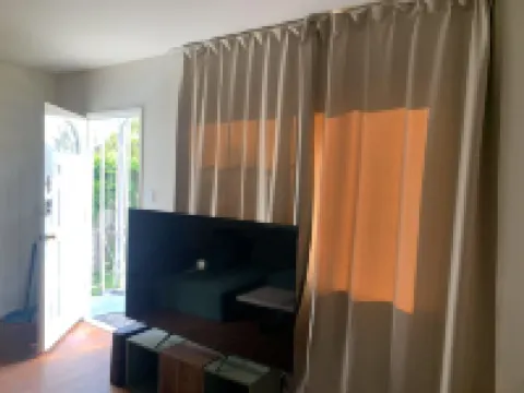 SUNNY HOME アルハンブラのホテル