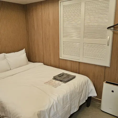 Billz Hotel Dongdaemun Отели рядом с достопримечательностью «Университет Седжон»