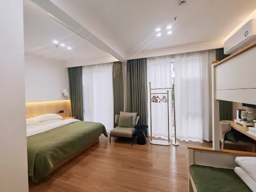 Garden Oasis House - Inns