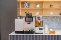 Yuezhimei Homestay | Modern City Design Inn (Zhishan Town, Heshan City) - 조식 운영