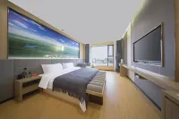 InterContinental Hotel on the Bund, Yellow River Hotel a Zoige