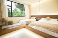 Turpan Baijiage Homestay (Grape Valley Scenic Area Qingwa Alley)