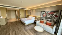 Howard Johnson Club Hotel Dongfang