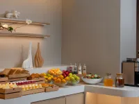 Immersing Hotel (Guilin Liangjiang Sihu Dongxi Lane) Hotels near Xiufeng